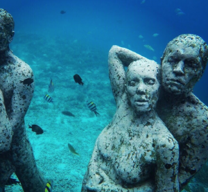 Underwater Statue Gili Meno Cyntra Charlesworth Cyncity
